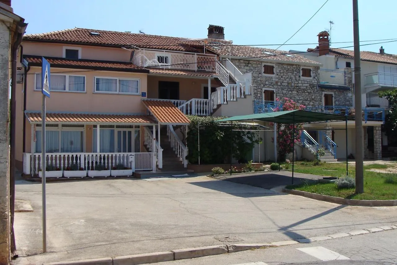 Apartment Zambratija 2557A 0*, Zambratija (Istria) Croatia
